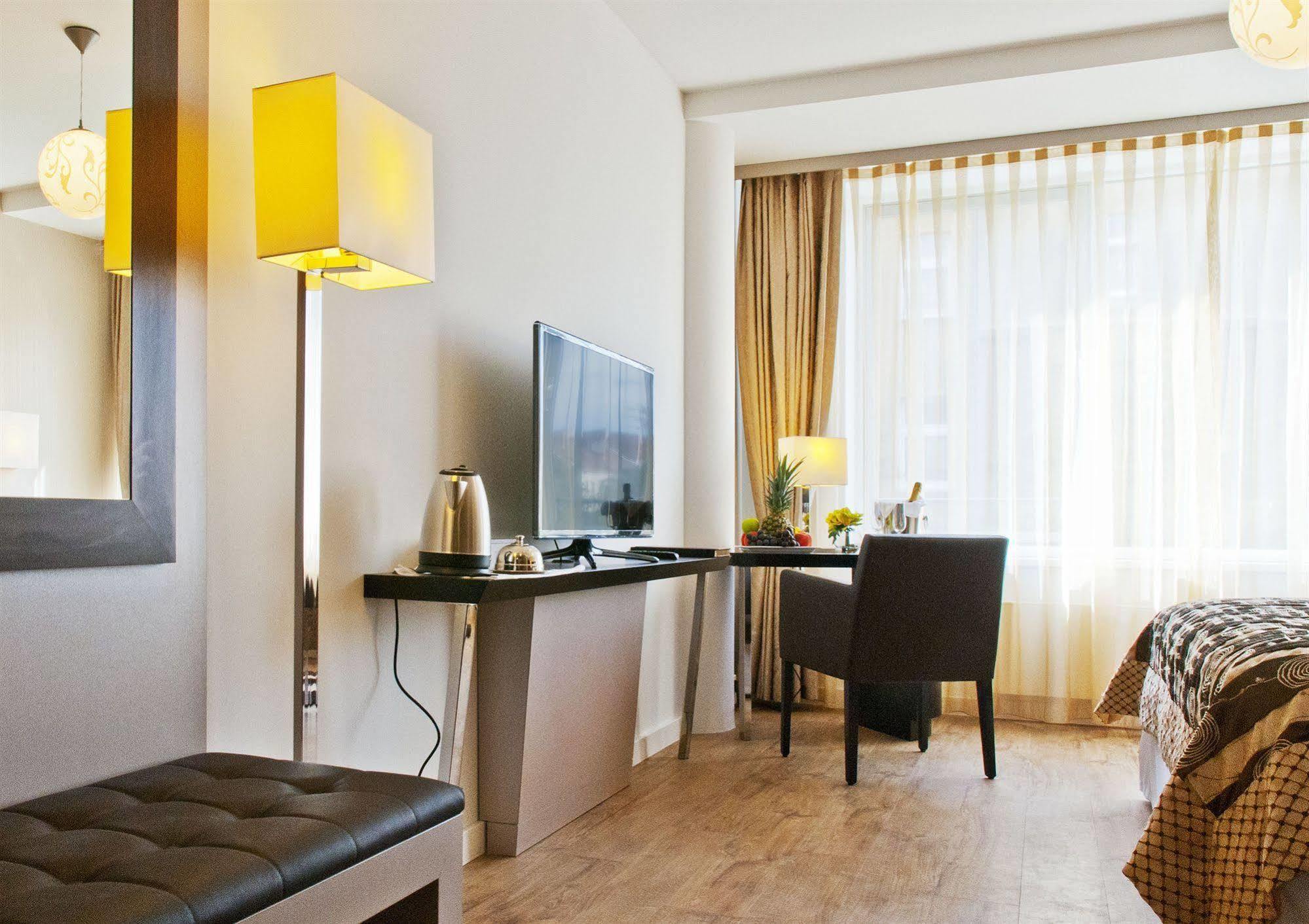 Hotel Vier Jahreszeiten Berlin City Dış mekan fotoğraf